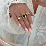 Pierścionek z owalnym czarnym onyksem próba 585