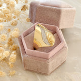 Złoty pierścionek Golden Wave próby 585