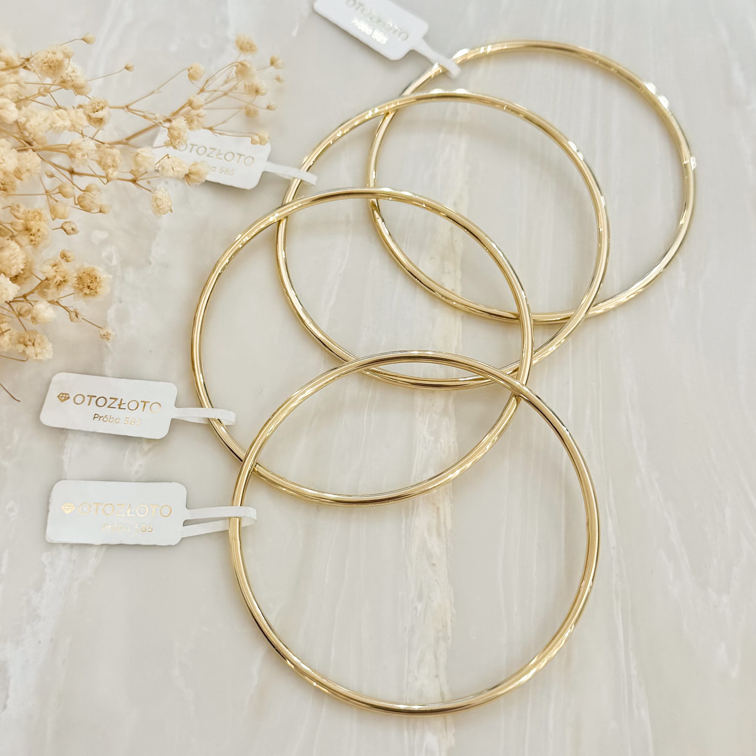 Klasyczna bransoletka typu bangle
